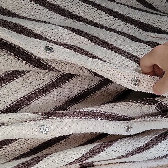 Free People Sweater - Picture 4 of 9